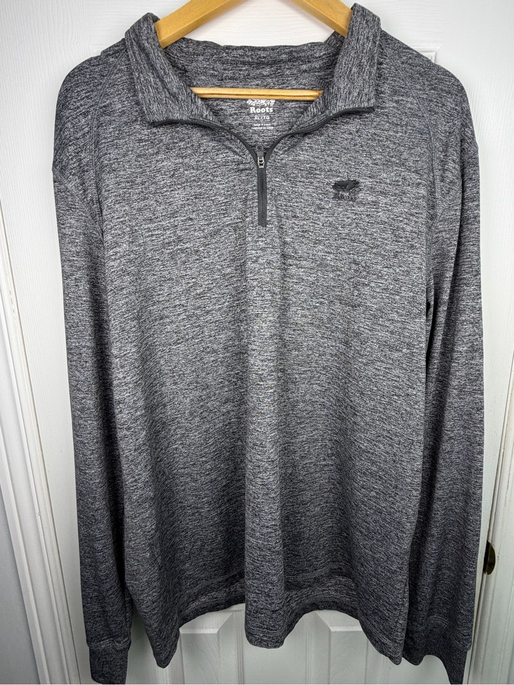 Roots Men's Heather Gray Quarter Zip Pullover XL Performance Top Thumbholes
